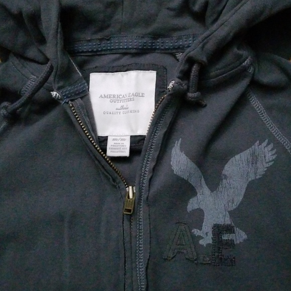 American Eagle Outfitters gray sweatshirt - Picture 2 of 4